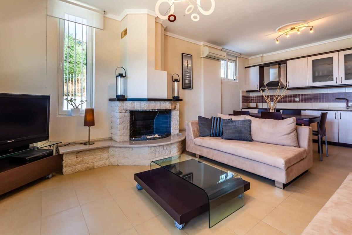 Vila Aigli Fully Equipped Getaway - Seaview Lux Retreat Kalamata Exteriér fotografie