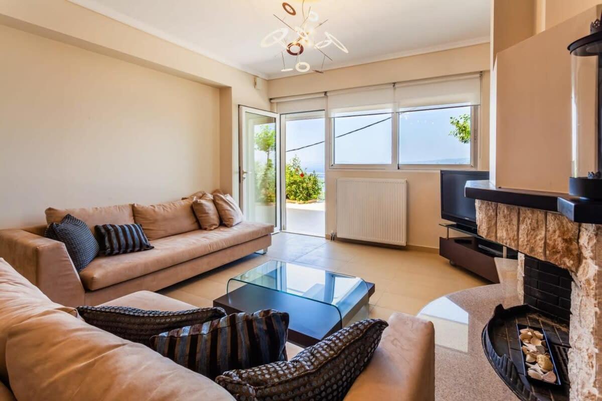 Vila Aigli Fully Equipped Getaway - Seaview Lux Retreat Kalamata Exteriér fotografie